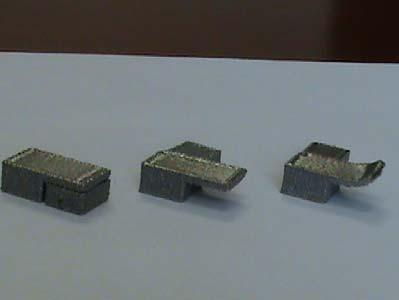 Figure 10. Fabricated overhang parts using heat s with different gap distances, from Left to Right: 7, 9, and 11 layers. Overhangs with heat of different thicknesses: 10 mm (left) and 5 mm (right).