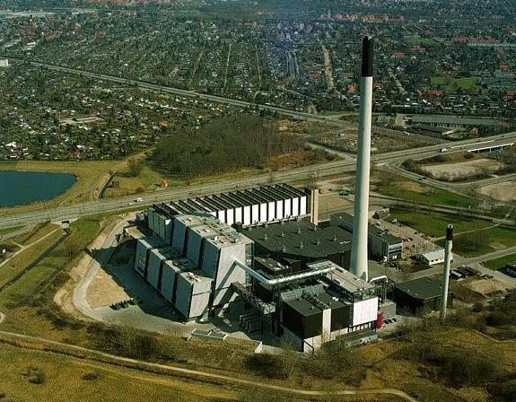 Instead of Dumpsites - Incineration In 1970, two incineration plants were opened in the vicinity of Copenhagen Built,
