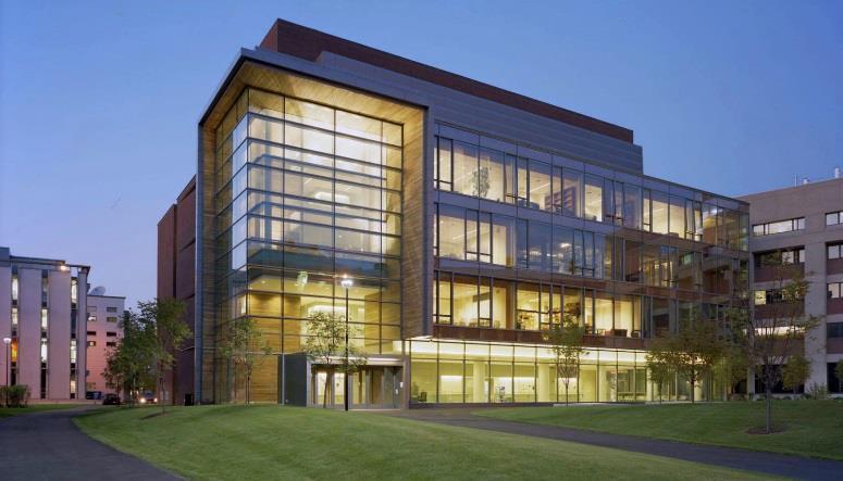 emphasis on high-tech building design University of Michigan Biomedical Science Research Building o o Include large areas of glass for public spaces