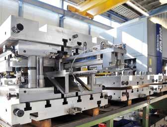 This is because HFA presses feature a permanent tool mounting system, a flat groove-free table for fast cleaning, plus roller blocks and side guide rollers for easy insertion of the tool bolster