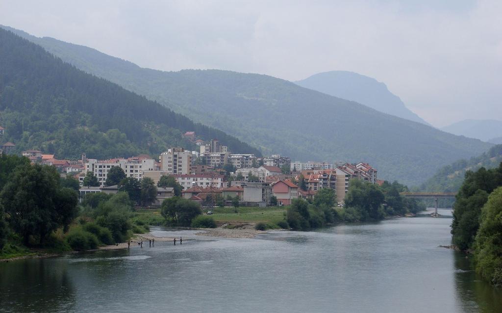 WORLD BANK - SUPPORT TO WATER RESOURCES MANAGEMENT IN THE DRINA RIVER BASIN Mouth of River Čeotina into the