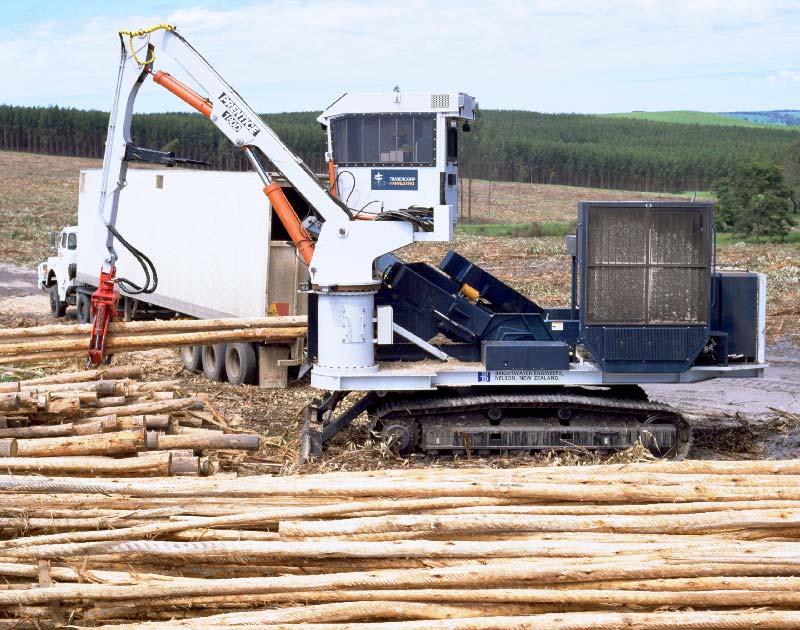 The final stage in the system utilises a self-propelled, track mounted chipper that provides the opportunity to work along a stockpile of stems, eliminating the interdependence between extraction and