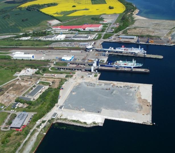 Area: 100 000 m² Quay length: 410 m Terminal 2 Offshore Terminal