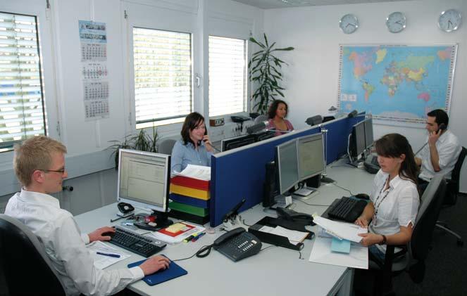 Therefore, as your entrance to our worldwide service, we operate a state-of-the-art Call Center at our head office in Hamburg, Germany with functions and aids such as: n 24 hour hotline n Worldwide