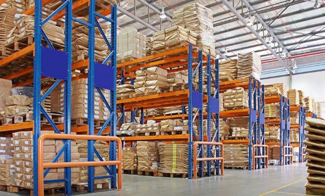 Warehousing Located in Port of Beirut free zone for storage and repacking, our bonded warehouse facility of 1200 sqm can facilitate for traders and industrials the storage and transformation of their