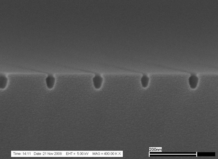 Figure 6.10. SEM image of 20 nm wide trenches patterned using nano-imprinting and etched by RIE, used for selective SiGe epitaxial experiments.
