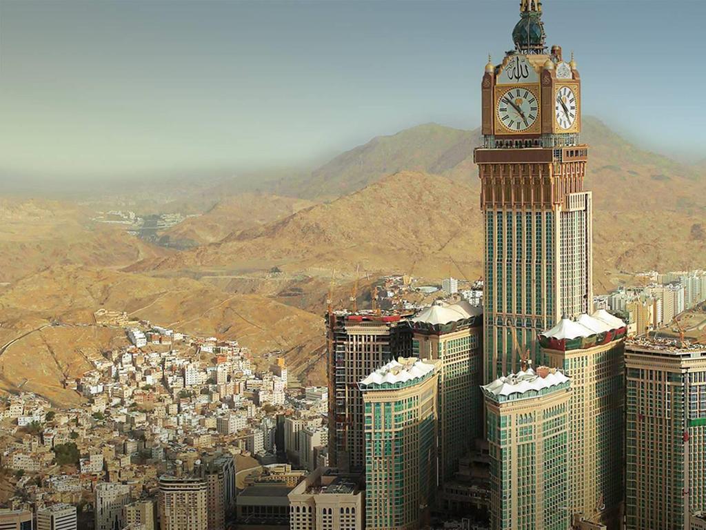 Makkah Clock Royal Tower Hotel Makkah, Saudi Arabia It was critical that up to 75,000 people could exit all seven buildings in an organized and timely manner five times a day for prayer.