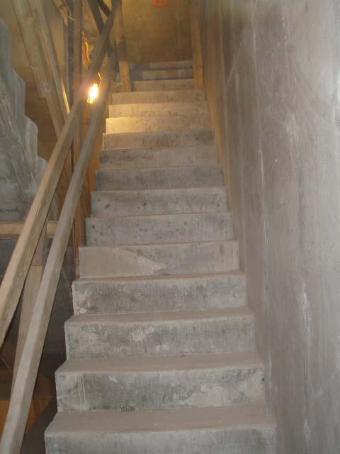 Site Safety Manager/Coordinator Inspections: Housekeeping Floors and Stairs are Unobstructed Tools and Equipment Not in Use Away from Edges and