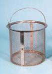 200 mm by 200 mm heigh, mesh size 3,35 mm, all stainless steel made. Other models of density baskets listed at page 472 V085 Specific gravity frame. Technical data: see Sector V pag.