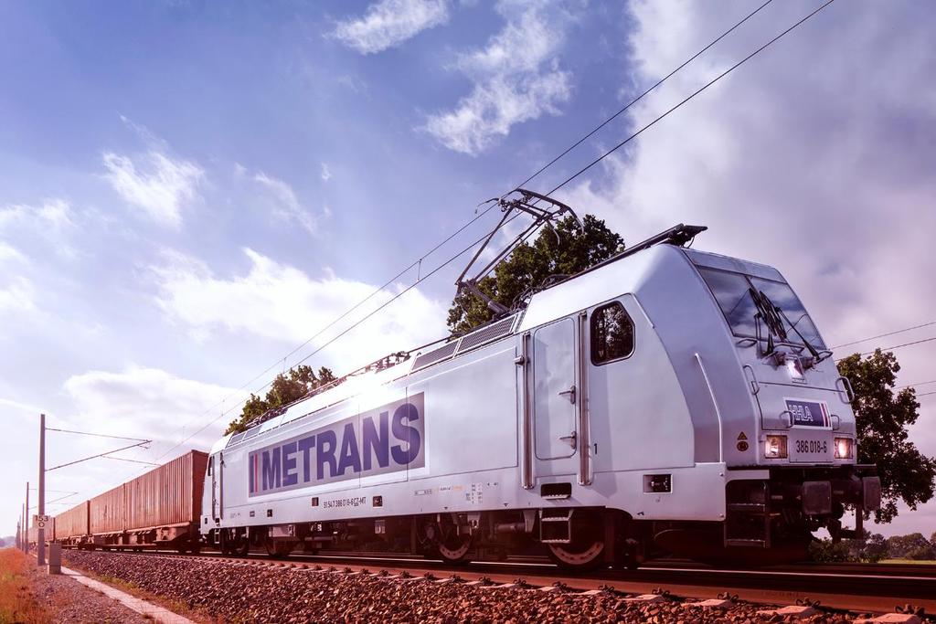 Value Drivers: Equipment (2/3) Own locomotives enhance the production quality and improve cost efficiency Rail transport in the hinterland Today s focus on METRANS Metrans owns 30 TRAXX F140 MS