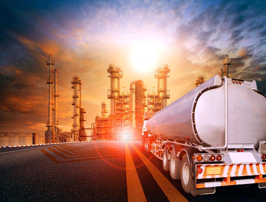 Aspen Petroleum Supply Chain Planner Manages the assets and