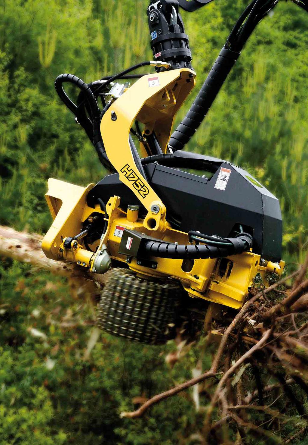Nothing runs like a Deere The cornerstones of E-Series forest machinery design are productivity, uptime, and low daily operating costs.
