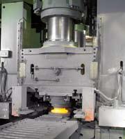 Centering devices, swivel arms, robots and manipulators guarantee suitable parts and die
