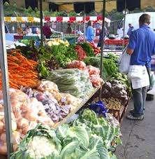 businesses. Improve retail opportunities for good food i.e. via street markets, farmers markets and independent retail.