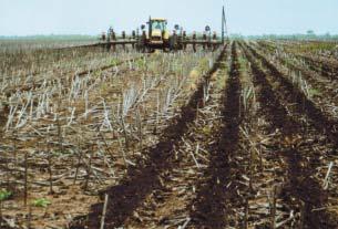 Compaction caused by cultivation operations can be confined by establishing controlled traffic operations, which limit compacted areas to specific points in the paddock.
