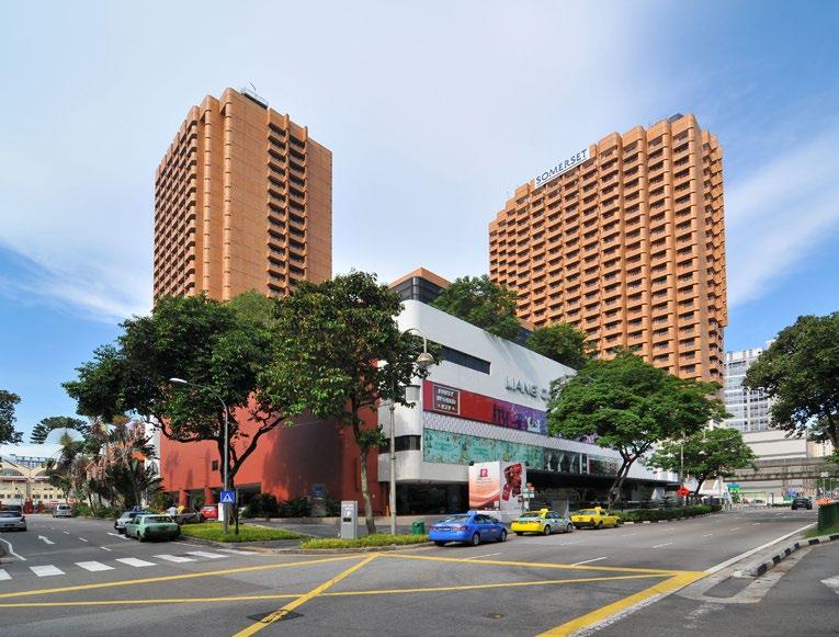CASE: SHOPPING CENTER LIANG COURT, SINGAPORE In the land of shopping malls Liang Court, a mall managed by AsiaMalls Management Pte Ltd, is located in busy Clarke Quay, offering a wide array of