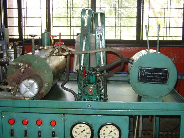 Details of Equipment Lab-scale Steam Power Plant Lab-scale steam power plant is very important for a chemical engineer because of the wide variety of applications in internal combustion engines,