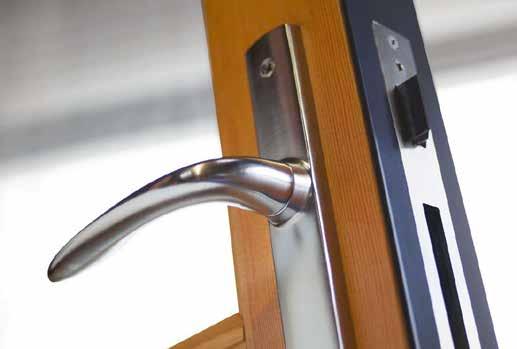 Locking Hardware Daily door handle with multi-point locks Low