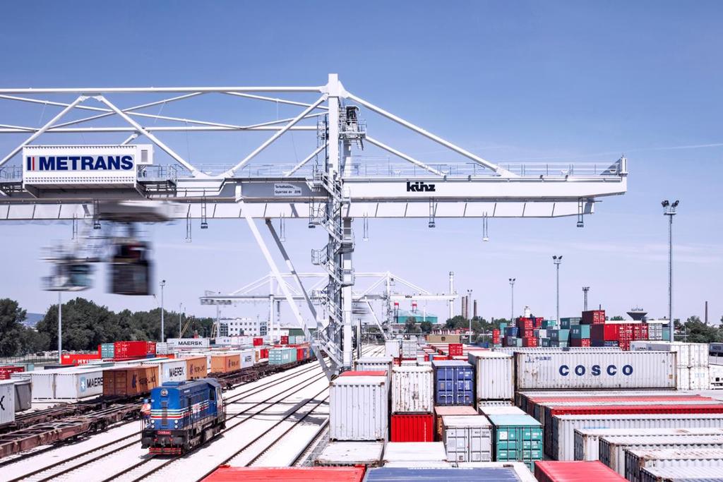 Hub Terminal in Budapest, Hungary Since 2017 Size: 140,000 m² Storage capacity: 12,500 TEU full + 7,500 TEU empty 6 sidings of 650 m, 2 sidings of 500 m 2