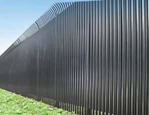 Impasse II s distinct design enables the fence to TRAVERSE AGGRESSIVE CHANGES IN GRADE IN ORDER TO MAINTAIN SECURITY along any perimeter.