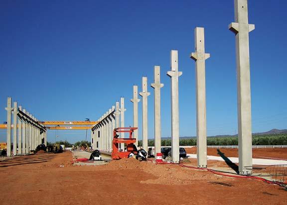 HPKM, PPKM, PEC -column shoes Benefits of Peikko -column joints Saves time, costs and materials Easy and fast adjustments of straightness and height of the column without packing No need for