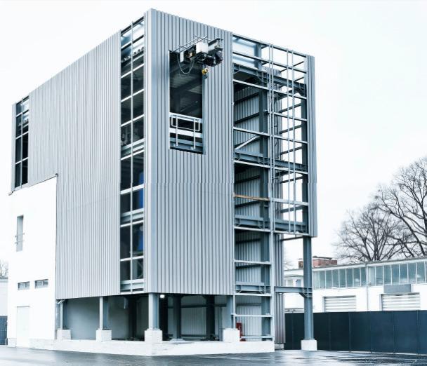 Sunfire: PtL demo plant 150 kwel + SOEC Project in Germany 2012-2015 Start-up in preparation Hydrogen from SOEC, CO 2 from various sources,