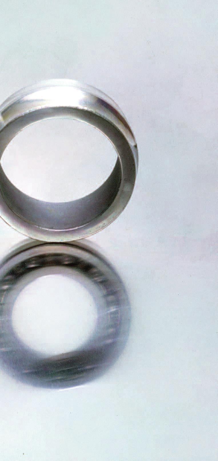 As a supplier to most of the leading bearing producers, we have acquired unique knowledge and experience in this field. Total Control Ovako is a fully integrated bearing steel producer.