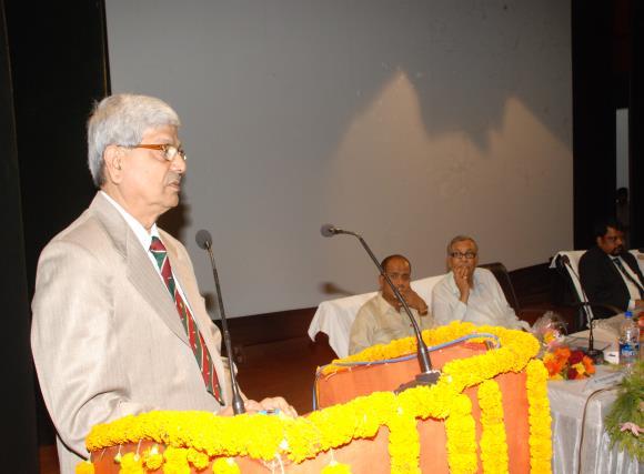 Mr. A.K. Sengupta, Registrar, NUSRL, Ranchi delivering Welcome Address The dignitaries and other members were introduced by Dr. P.P. Mitra, Assistant Dean of Faculty. In the course of his speech, Dr.