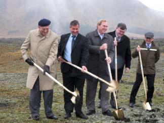 CRI Carbon Recycling International George Olah CO 2 to Renewable Methanol Plant Groundbreaking HS Orka Svartsengi Geothermal Power Plant, Iceland, October 17 th 2009 Production capacity: 10 t/day,