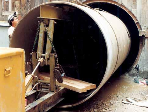 5 Pipe Stiffness Tunnel Carrier and Slipline Pipe Applications Appropriate pipe stiffness is a function of the external loads and conditions, insertion compressive loads (multiple pipe pushing),