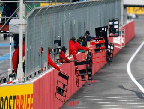 Pit Lane Fence and Gate Pit Lane Fence The protection against flying debris into the pit lane.
