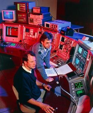 antiproton beams Need for automatic countdown sequence of checks before extracting the precious Pbar stack 1988: