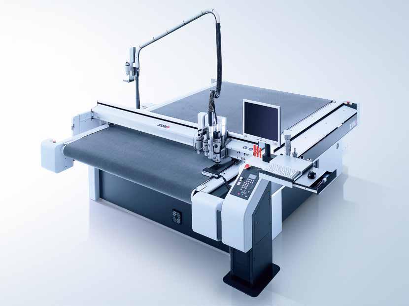 For industrial use Swiss precision, efficiency, construction. These basic characteristics of the Zünd G3 make it the ideal cutter for 24/7 operation.