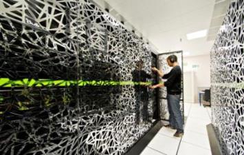 TGCC S ARCHITECTURE CEA operates several HPC center, for Defense as well