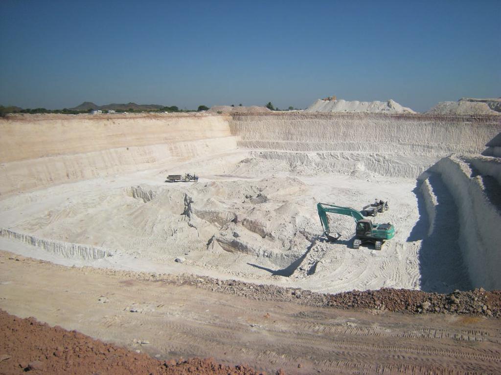 Metakaolin for High-Performance Concrete Special Correspondent Cement concrete is the most extensively used construction material.