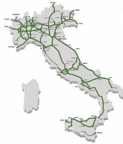 LNG / L-CNG REFUELLING STATIONS FUTURE ITALIAN NETWORK INPUTS LNG HDV AUTONOMY IS 750 KM AVERAGE CNG LDV NEED TO REFILL OFTEN IN INTERPORTS AND DISTRIBUTION CENTRES THE ECONOMICAL LEVERAGE TO START