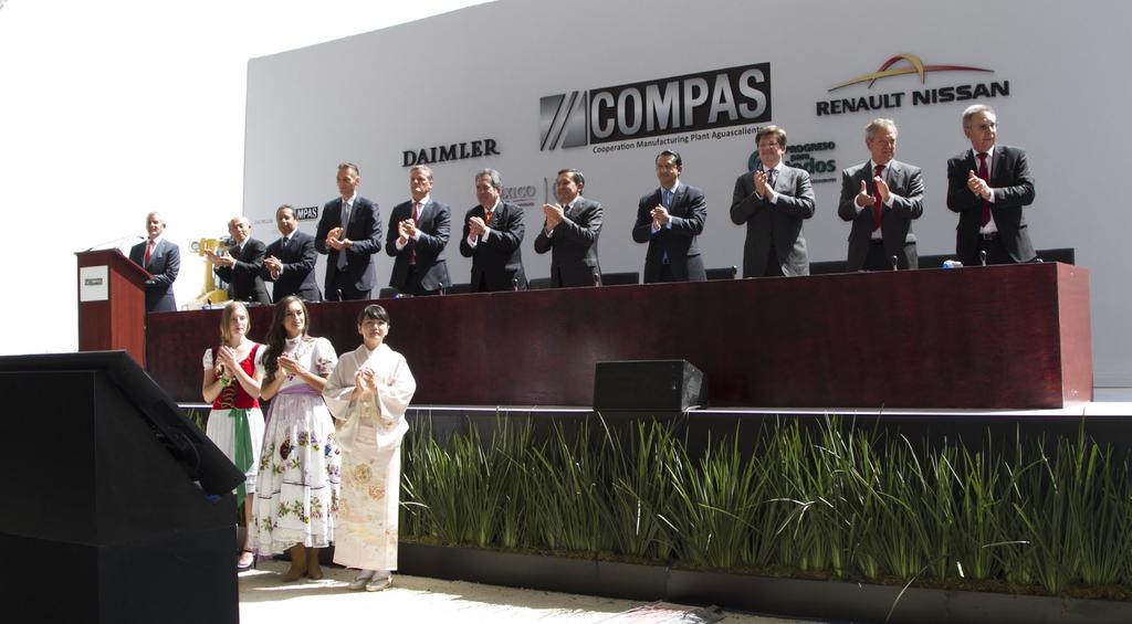 DR. KLAUS ZEHENDER, MERCEDES-BENZ Daimler Groundbreaking at the COMPAS Daimler and Renault Nissan JV plant in Aguascalientes, Mexico, in September 2015 BMW, we jointly engineer and purchase premium