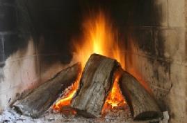 Residential fuel wood burning (PM 2.