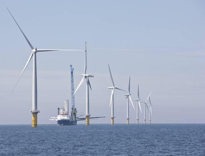 World s largest offshore wind farm 2009: Horns Rev II,