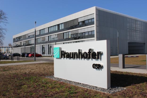 Contact: Fraunhofer Center for Silicon Photovoltaics Otto-Eissfeldt-Strasse 12 06120 Halle (Saale), Germany David