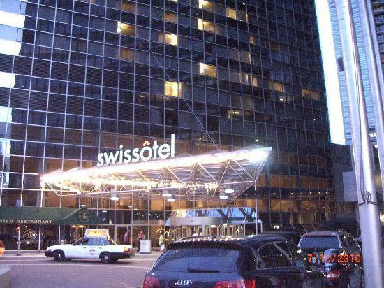 Peoples Gas C&I Custom Case Study Swissotel Laundry hot water recycling system 3 commercial washers