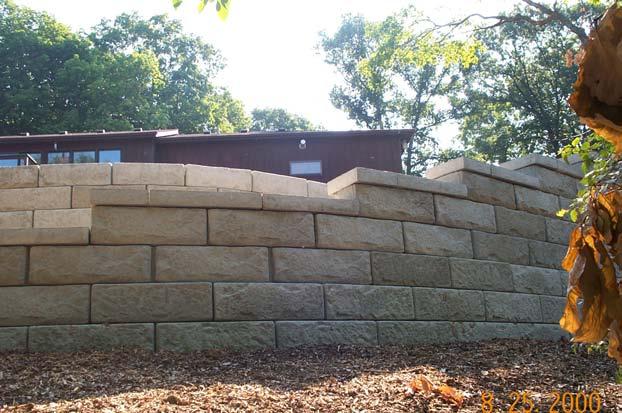 Curved Walls - Fence Block Introducing a curve into a fence wall, especially when the wall product is 24 thick, can create some challenges.