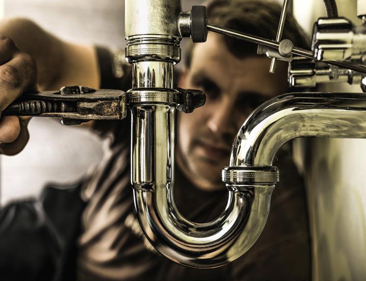 Certificate III in Plumbing COURSE OVERVIEW This qualification provides a trade outcome in plumbing.