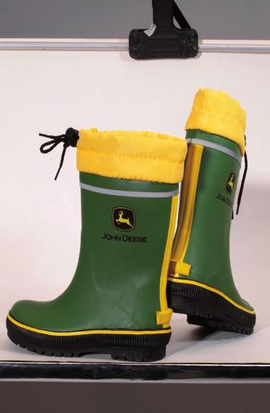John Deere logo in the leather. size 8...MCS08 size 9...MCS09 size 0...MCS00 size...mcs0 size.