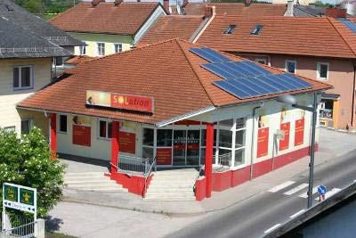 Solar Cooling Systems - References SOLution Solartechnik GmbH: first site, Sattledt Office with 500 m² surface area 20