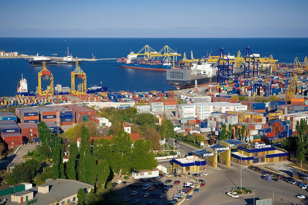 Project Illichivsk Commercial Sea Port Funding required: negotiable (through public private partnership: concession treaties, joint ventures, lease agreements, other PPPs chemes).