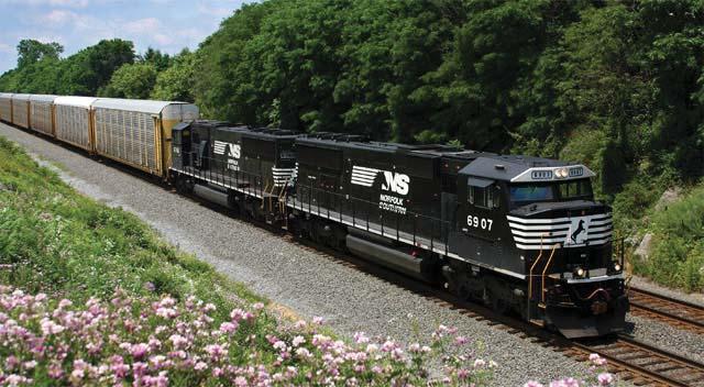 NORFOLK SOUTHERN 2014 SUSTAINABILITY REPORT 33 LEADER: The Locomotive Engineer Assist Display Event Recorder train-handling system, or LEADER, is being installed on all of Norfolk Southern s