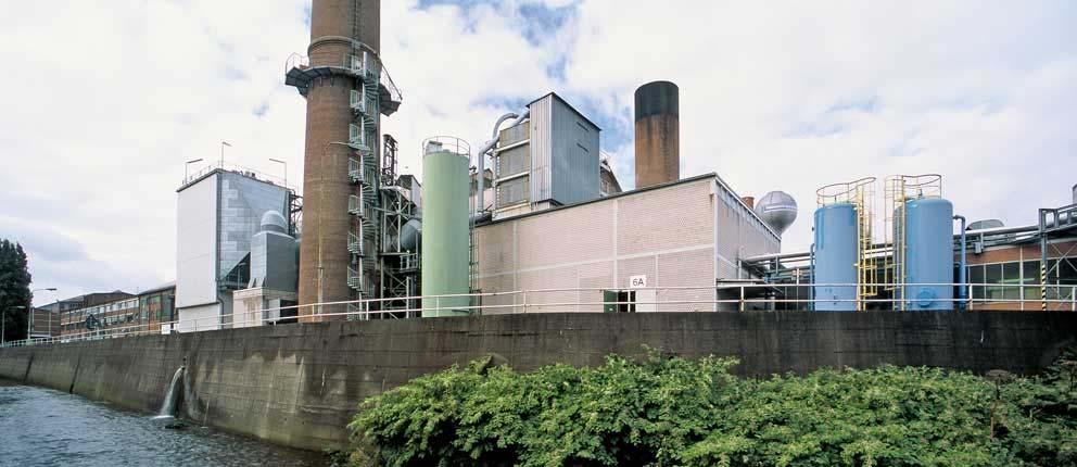 Example of a facility installation Flue gas chimney Waste heat boiler Boiler and turbine