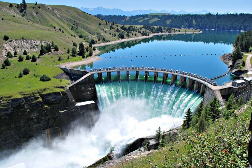 Interesting facts In 2006 hydroelectricity produced 20% of the worlds power The largest hydroelectric plant in the world is The Three Gorges in China Hydroelectric is one of the oldest sources of