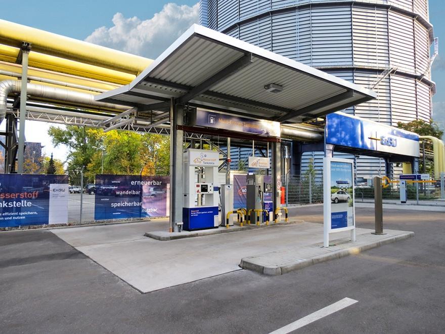 Hydrogen fueling stations using electrolysis have excellent customer reach
